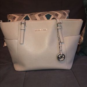 Michael Kors gray purse
